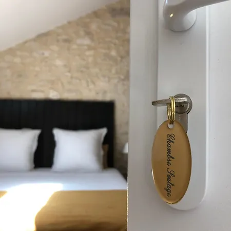 Au Pre De Karine Bed & Breakfast Cuneges