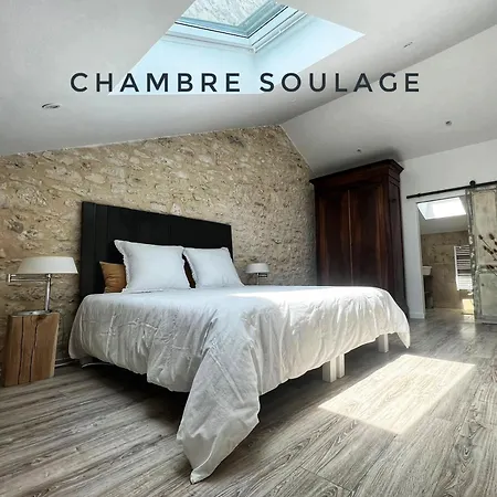 Au Pre De Karine Bed & Breakfast *