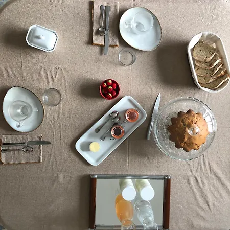 Au Pre De Karine Отель типа 