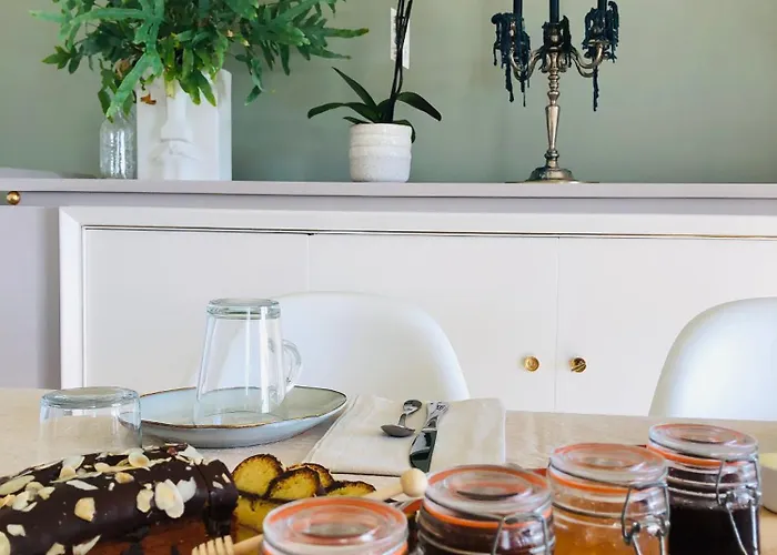 Au Pré De Karine Bed and breakfast